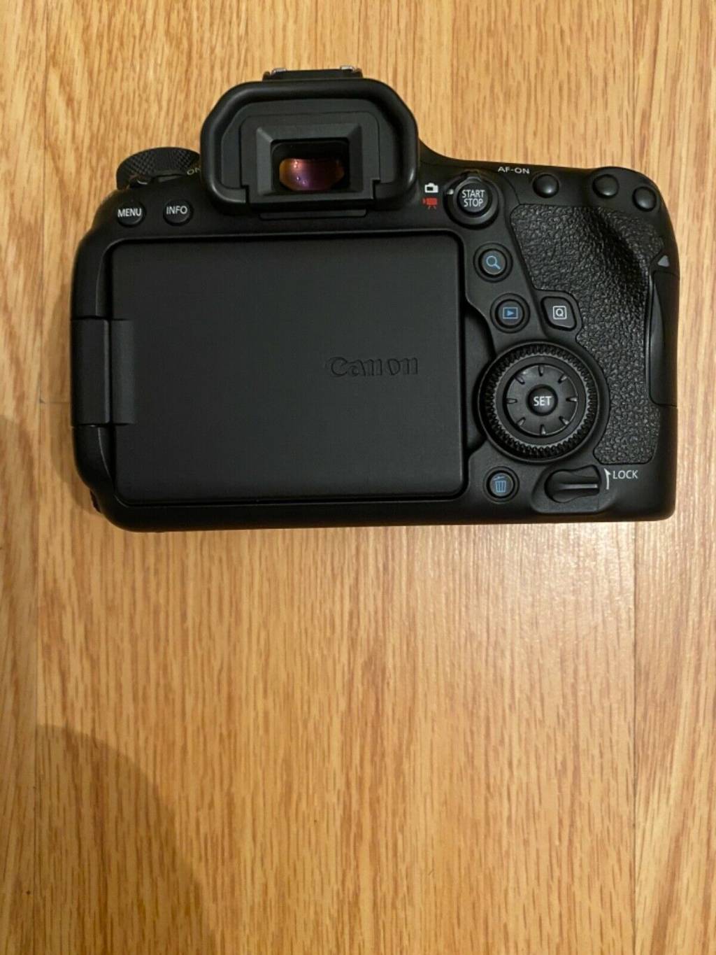 Canon EOS 5D Mark IV DSLR..jpg